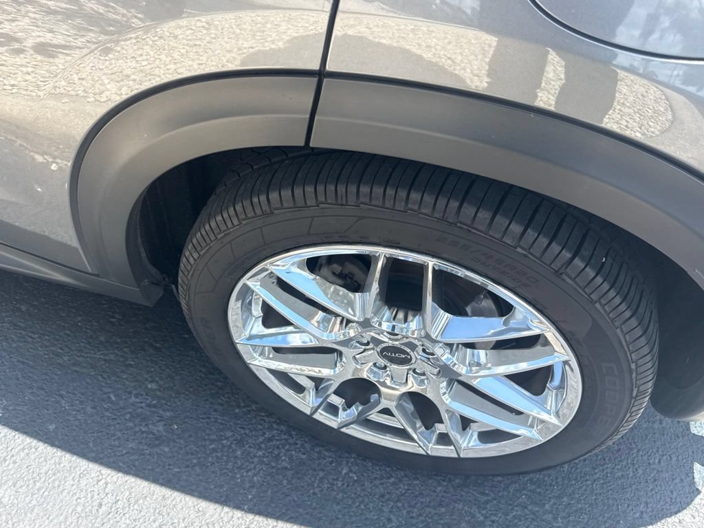 Used 2019 INFINITI QX50 Luxe FWD image 5