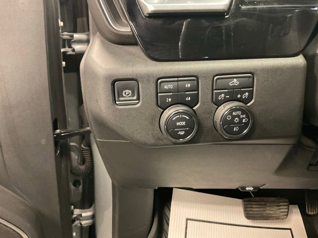 Used 2023 Chevrolet Silverado 1500 RST AWD/4WD image 18