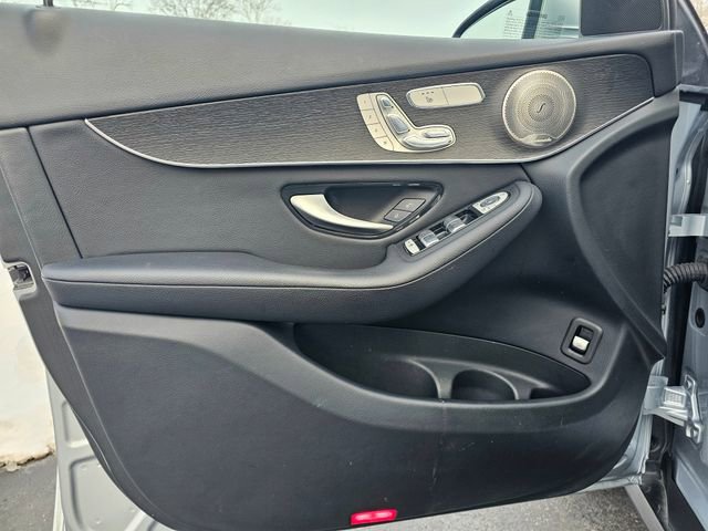 Used 2021 Mercedes-Benz GLC 300 4MATIC image 20