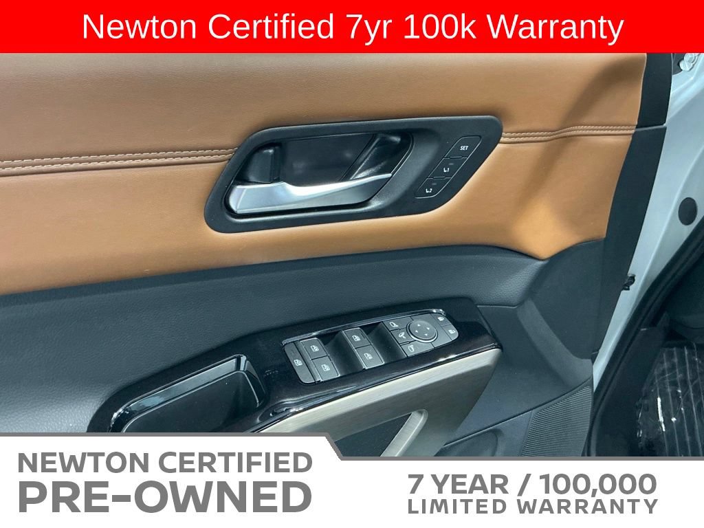 Used 2024 Nissan Pathfinder Platinum w/ Cargo Package FWD image 30
