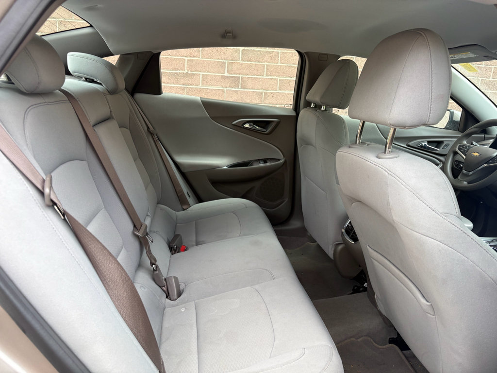 Used 2023 Chevrolet Malibu LT FWD image 24