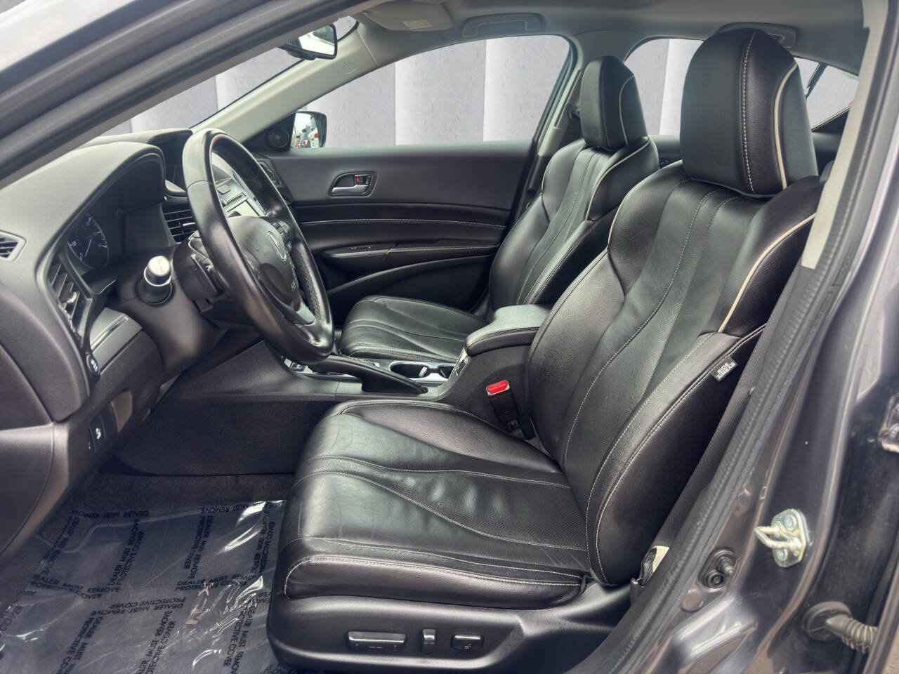 Used 2019 Acura ILX w/Tech 4dr Sedan w/Technology image 10