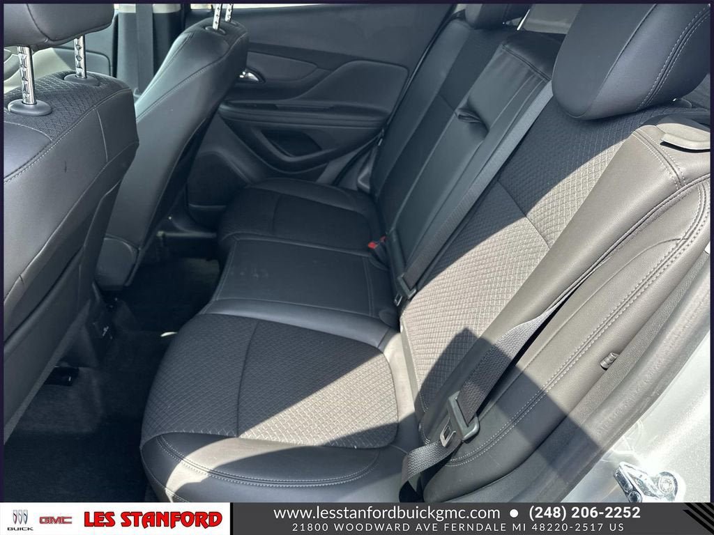 Used 2022 Buick Encore Preferred w/ Safety Package AWD/4WD image 13