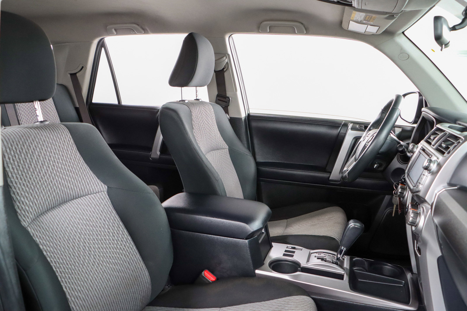 Used 2019 Toyota 4Runner SR5 image 27