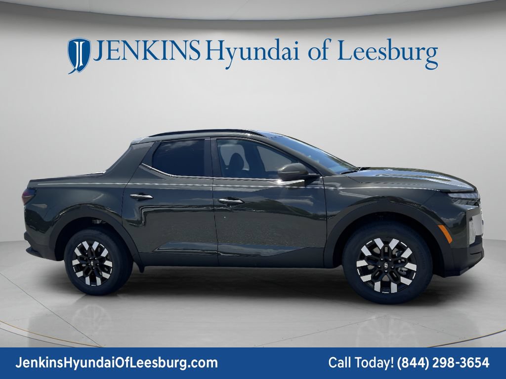 New 2026 Hyundai Santa Cruz SEL FWD image 2