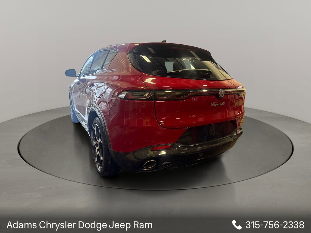 Used 2024 Alfa Romeo Tonale Veloce w/ Active Assist Package AWD/4WD image 4