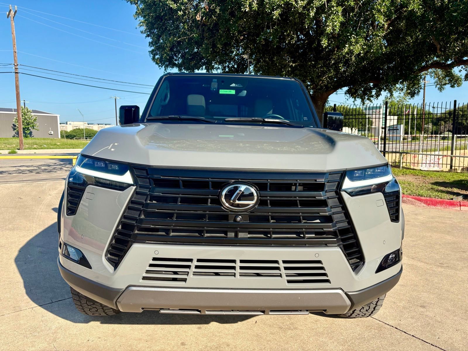 Used 2025 Lexus GX 550 AWD/4WD image 7