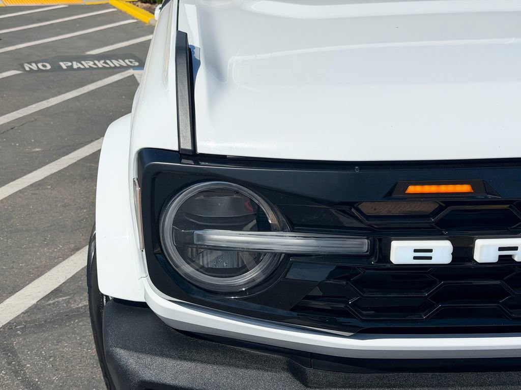 Used 2022 Ford Bronco Outer Banks image 5