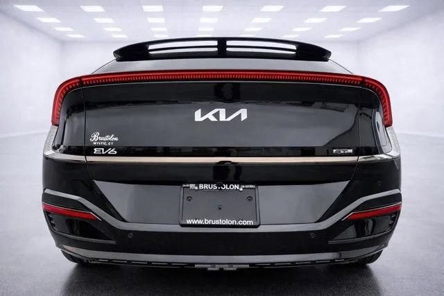Used 2023 Kia EV6 GT-Line w/ GT-Line Suede Seat Package AWD/4WD image 8