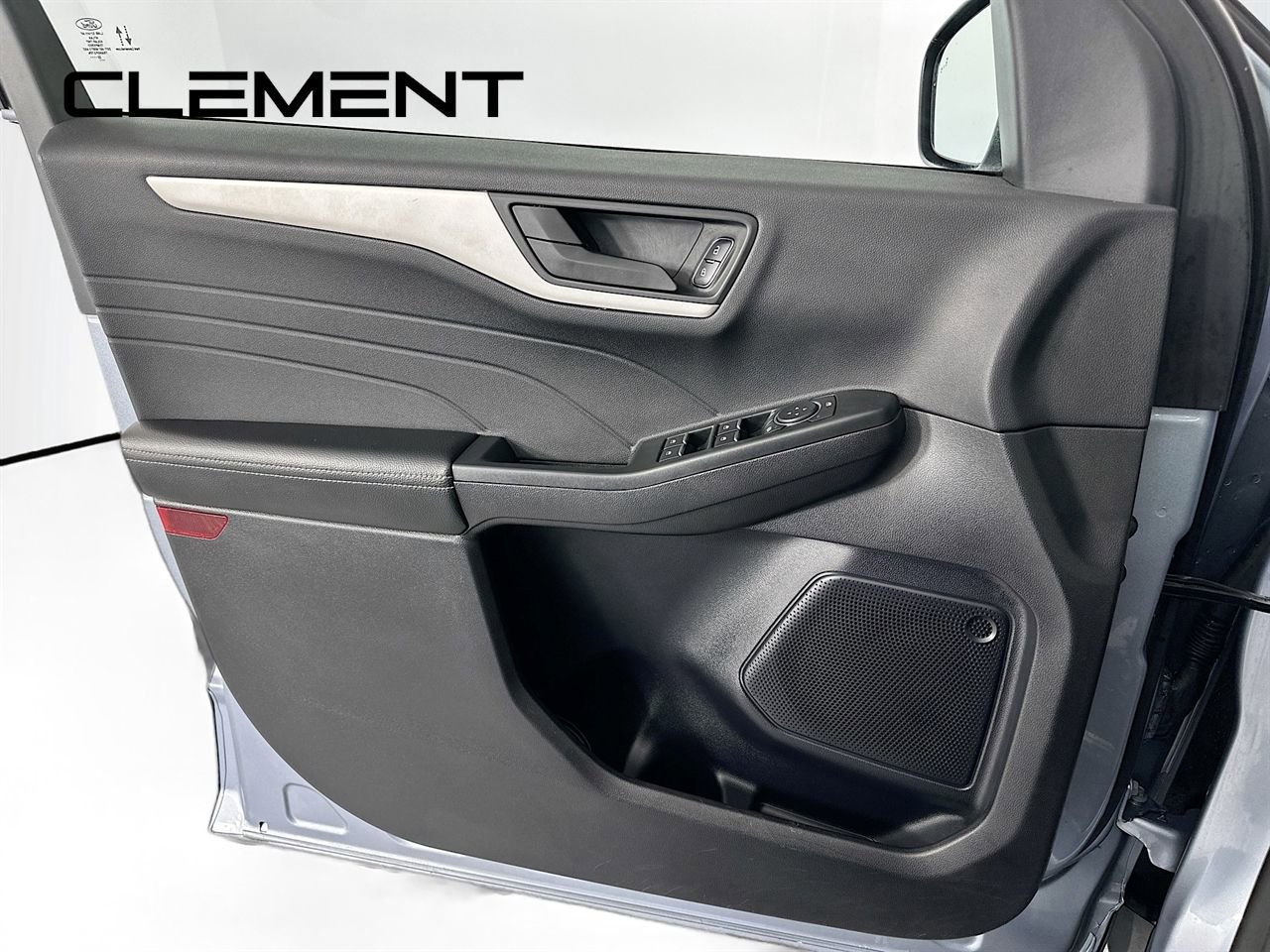 Used 2022 Ford Escape SE image 26