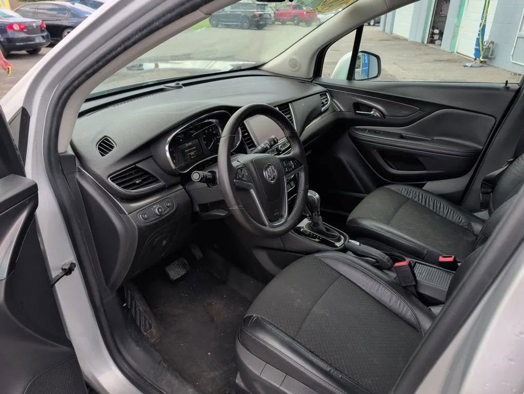 Used 2017 Buick Encore Sport Touring FWD image 19