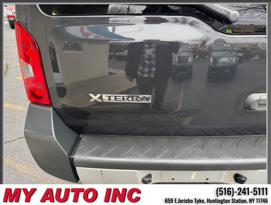 Used 2012 Nissan Xterra S image 32