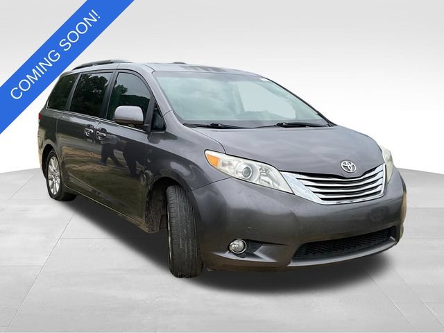Used 2011 Toyota Sienna Limited w/ Premium Pkg