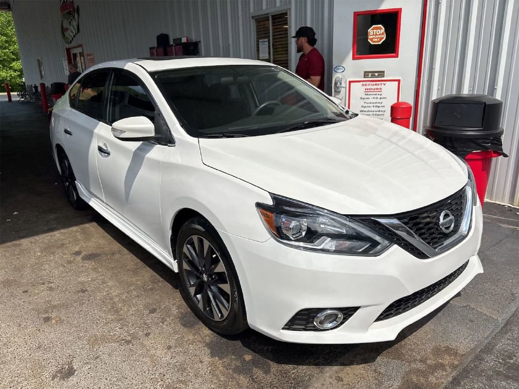 Used 2017 Nissan Sentra SR Turbo image 4