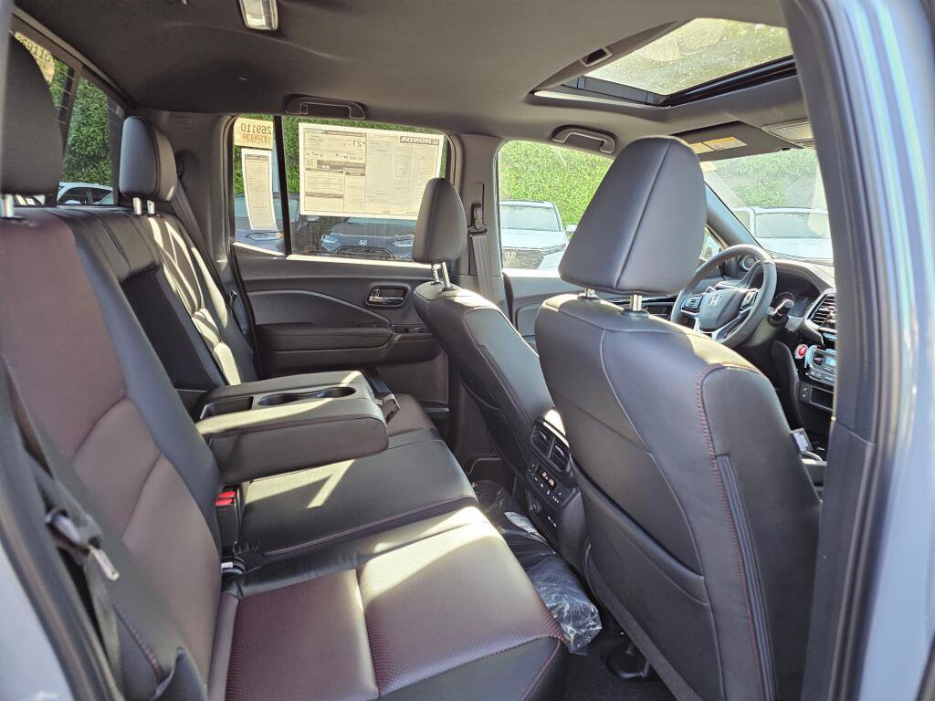 New 2026 Honda Ridgeline Black Edition image 15