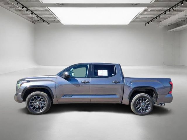 Used 2023 Toyota Tundra Platinum AWD/4WD image 2