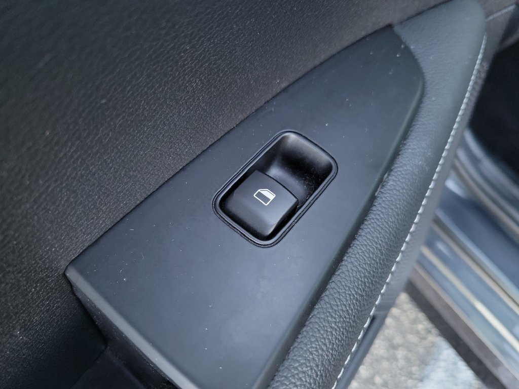 Used 2024 Kia Forte GT-Line w/ GT-Line Premium Package FWD image 15