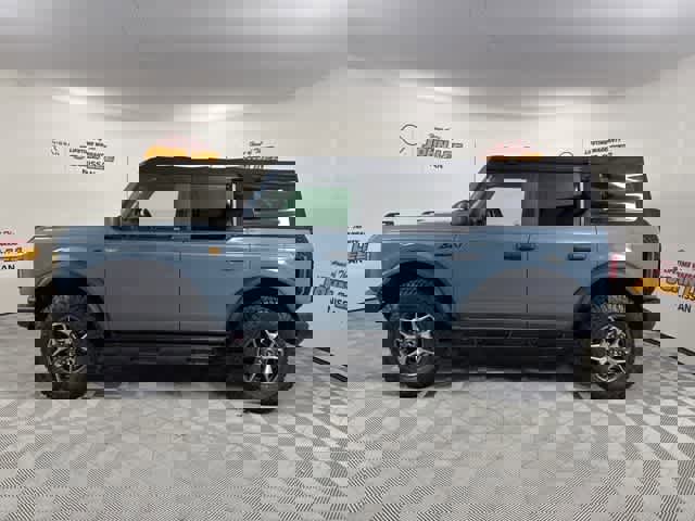 Used 2021 Ford Bronco Badlands image 2