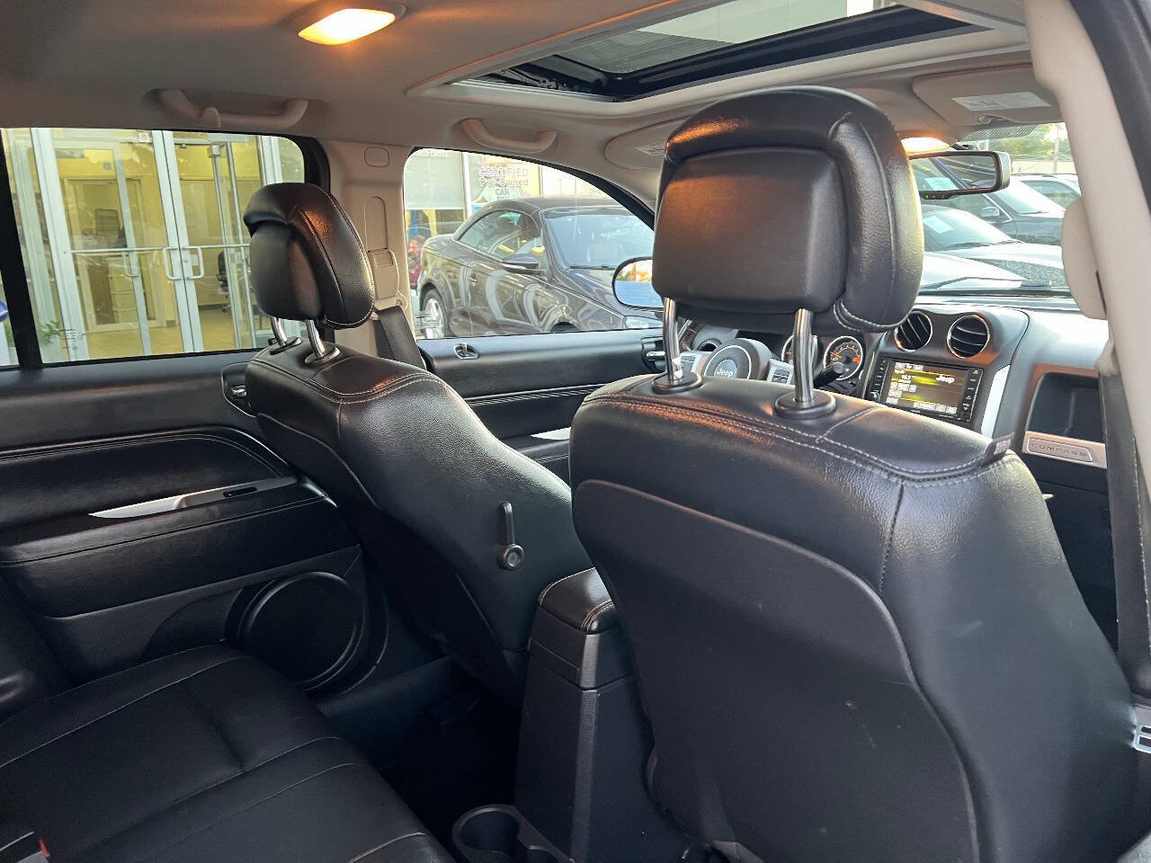 Used 2017 Jeep Compass High Altitude AWD/4WD image 27