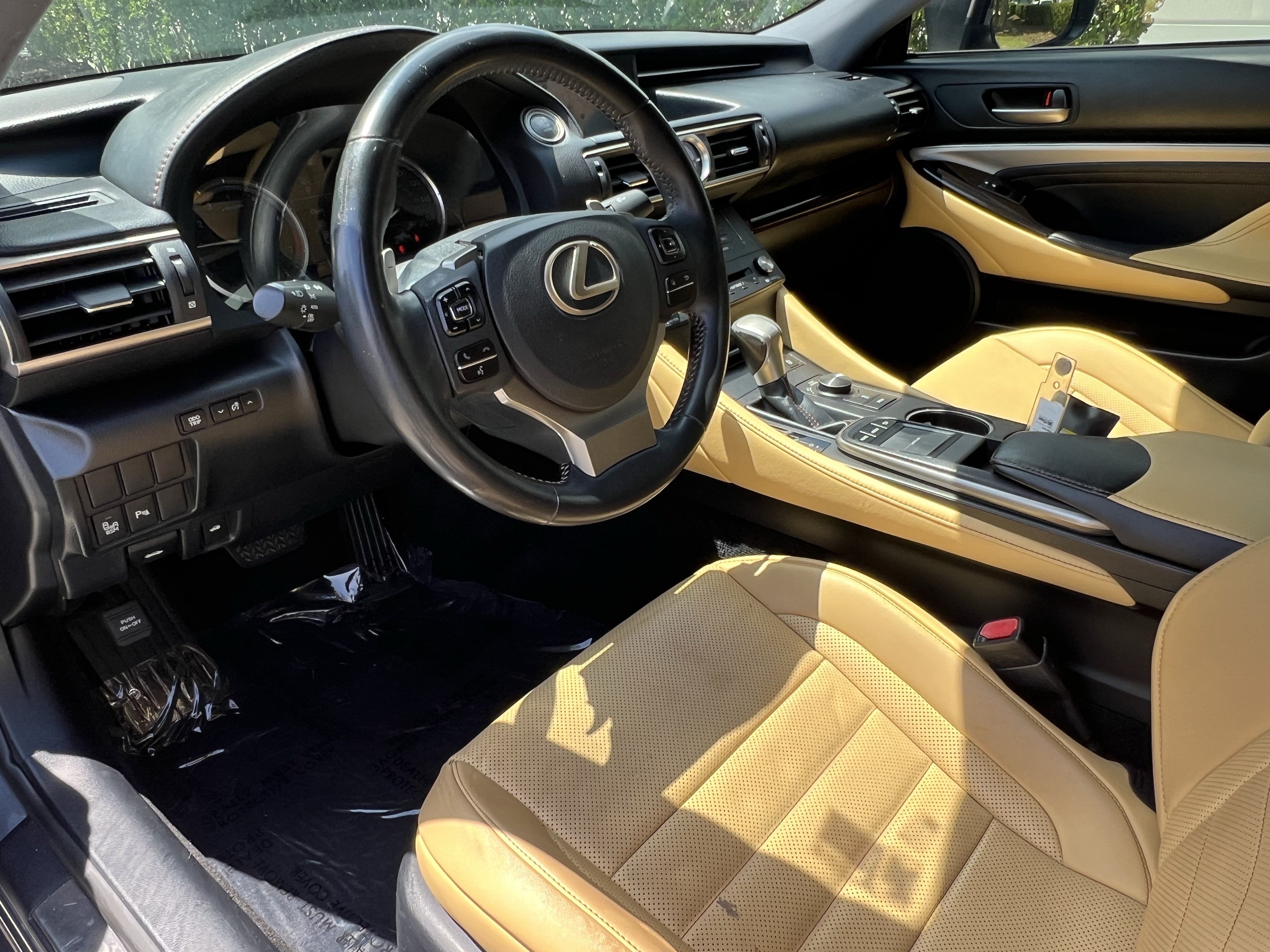 Used 2015 Lexus RC 350 w/ Navigation System Package RWD image 17