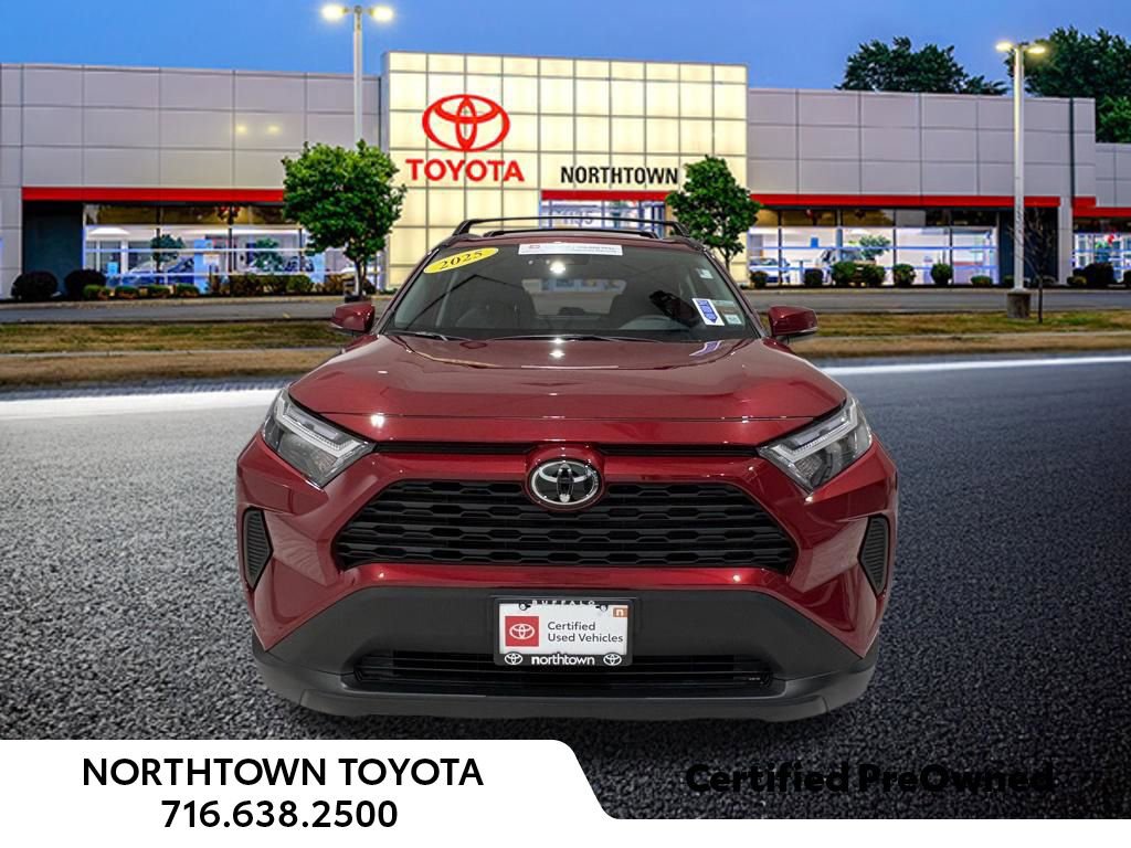 Used 2025 Toyota RAV4 XLE w/ Convenience Package image 5