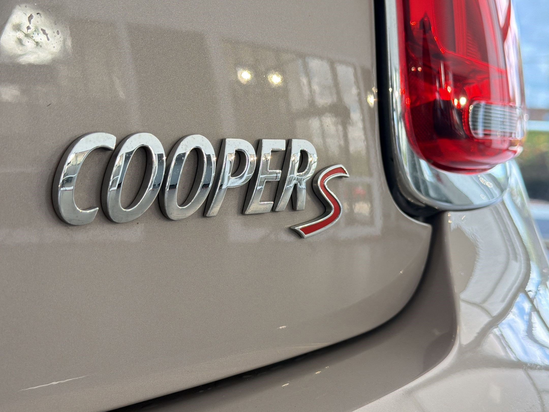 Certified 2023 MINI Cooper S w/ Signature Upholstery Package FWD image 31