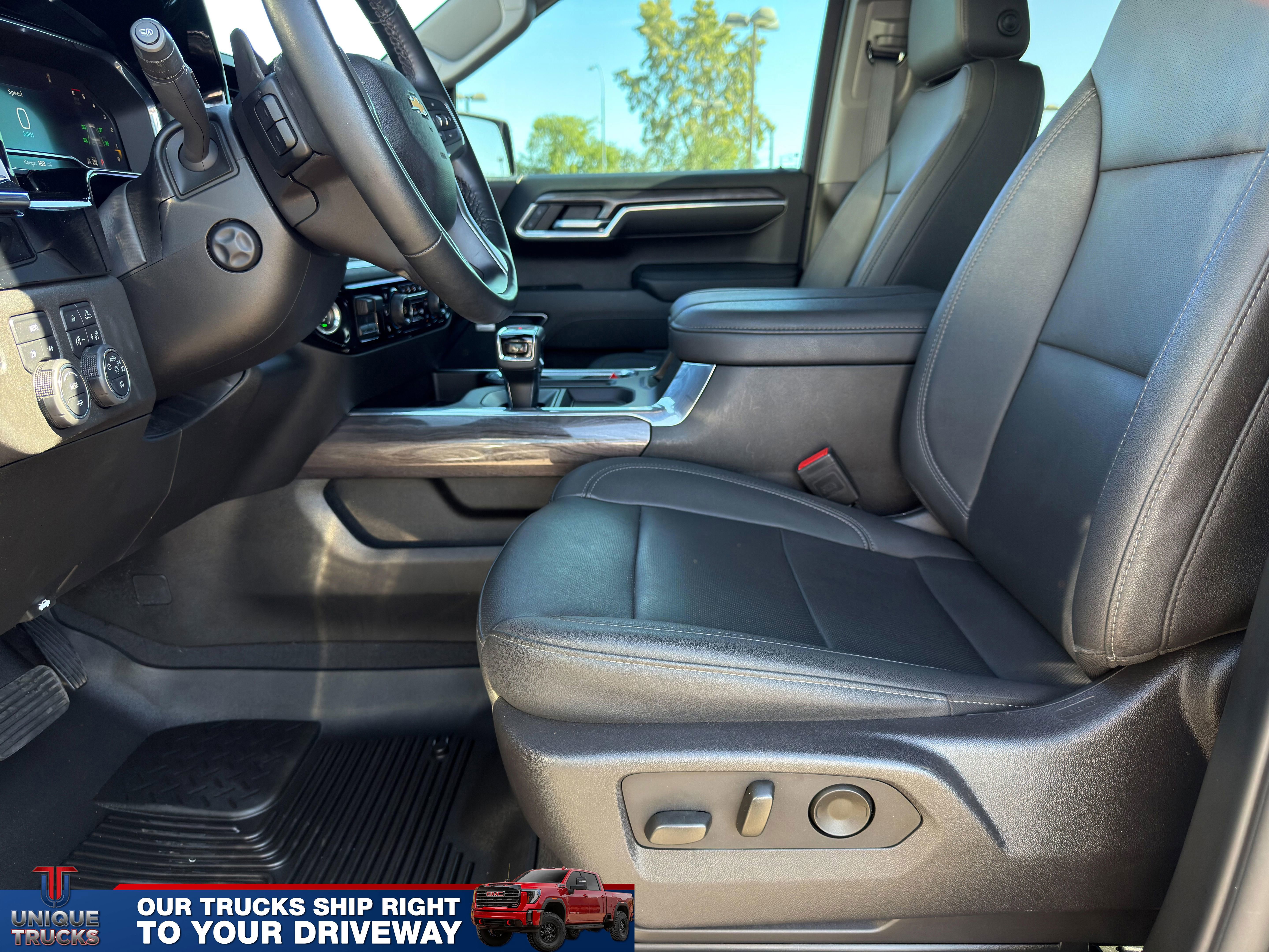 Used 2024 Chevrolet Silverado 1500 LTZ image 20