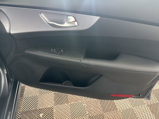 Used 2024 Kia Forte LXS image 28