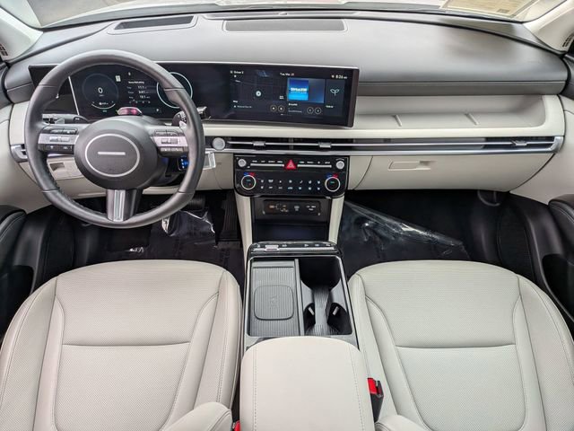 Used 2025 Hyundai Tucson Limited image 30