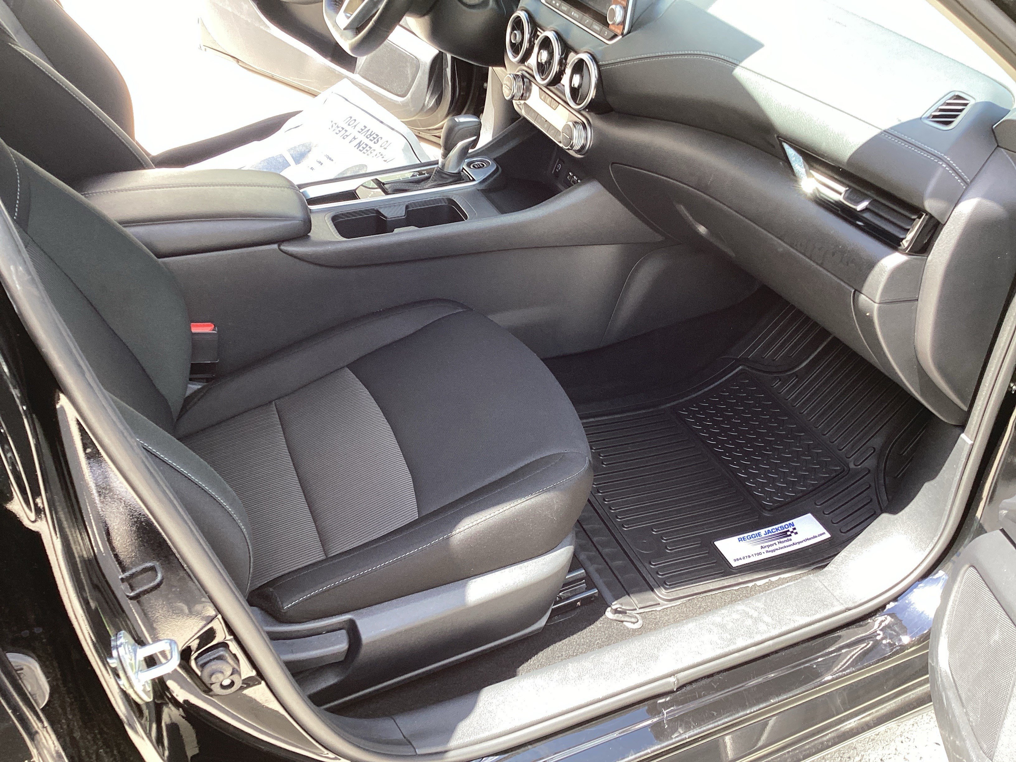 Used 2025 Nissan Sentra SV w/ All-Weather Package FWD image 35