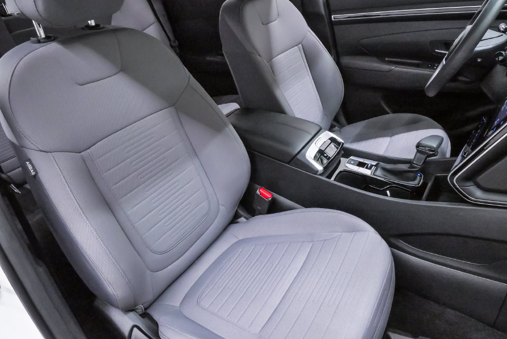 Certified 2024 Hyundai Santa Cruz SEL FWD image 14