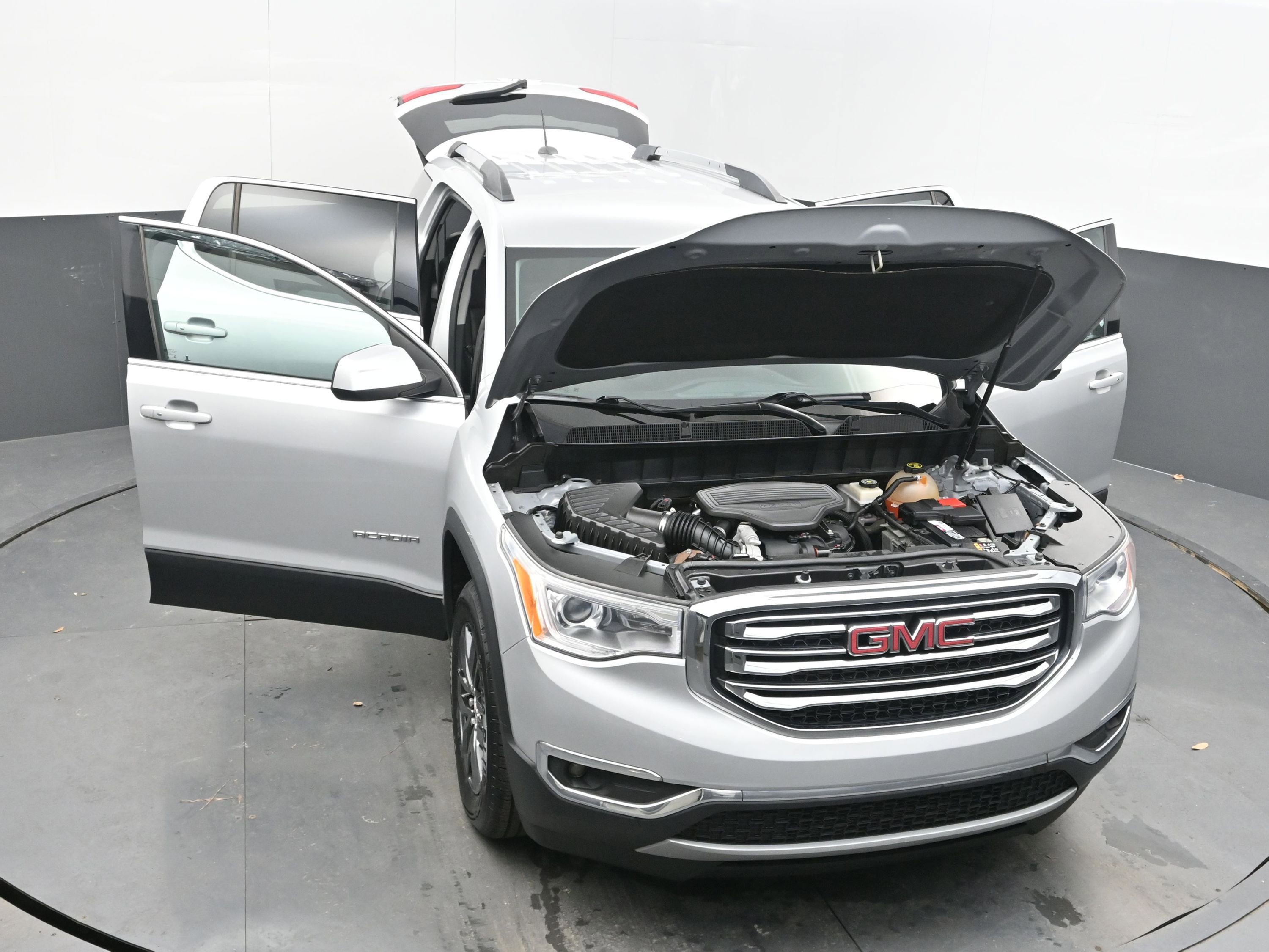 Used 2019 GMC Acadia SLT image 40