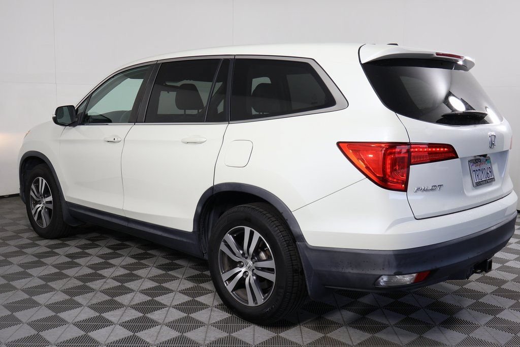 Used 2016 Honda Pilot EX image 4