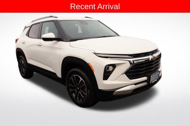 Used 2024 Chevrolet TrailBlazer LT w/ Driver Confidence Package