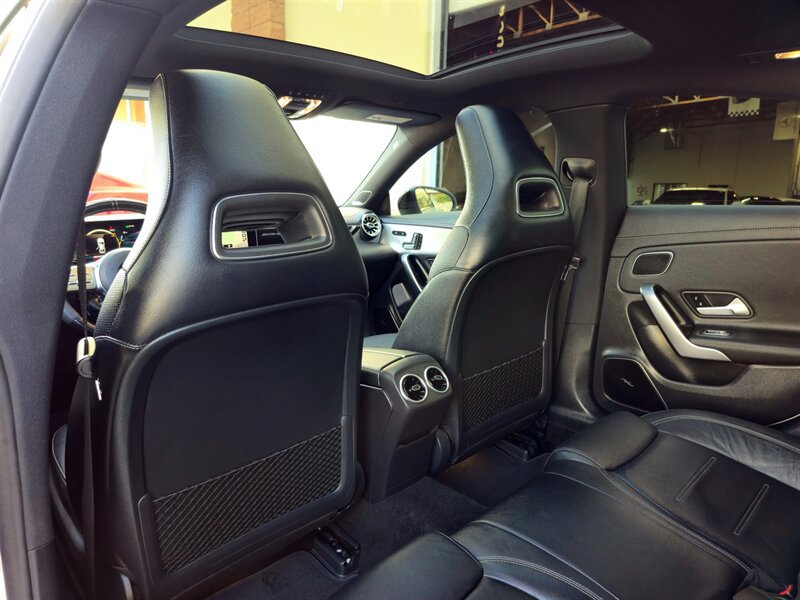 Used 2020 Mercedes-Benz CLA 35 AMG 4MATIC image 32