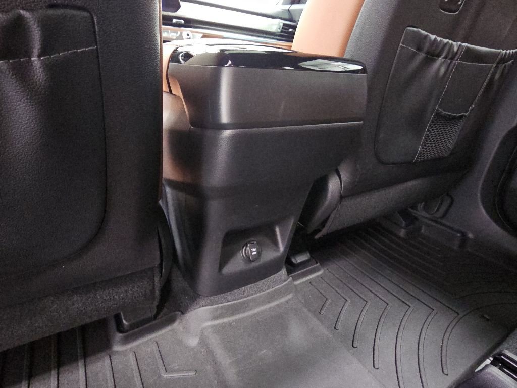 Used 2023 Kia Telluride SX X-Line AWD/4WD image 37