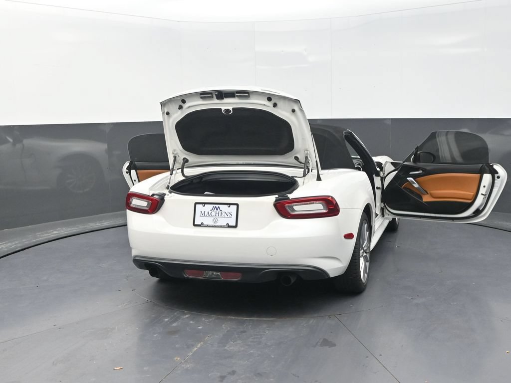 Used 2019 FIAT 124 Spider Lusso w/ Navigation & Sound Group RWD image 36