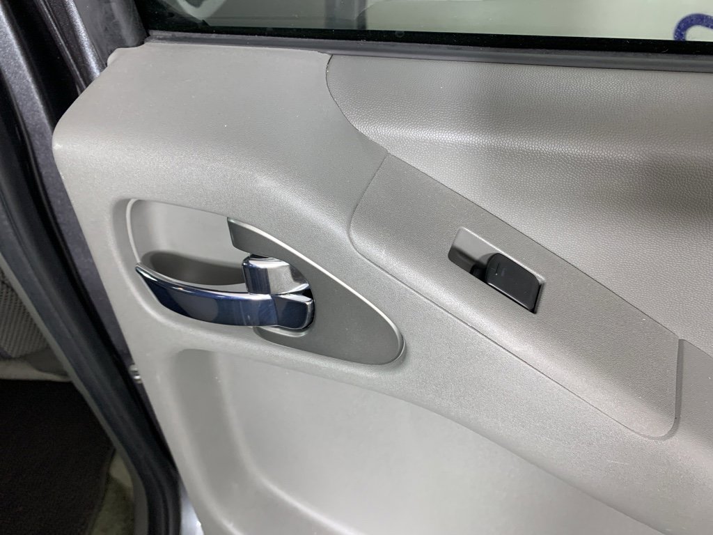 Used 2017 Nissan Frontier SV w/ SV Value Truck Package image 37