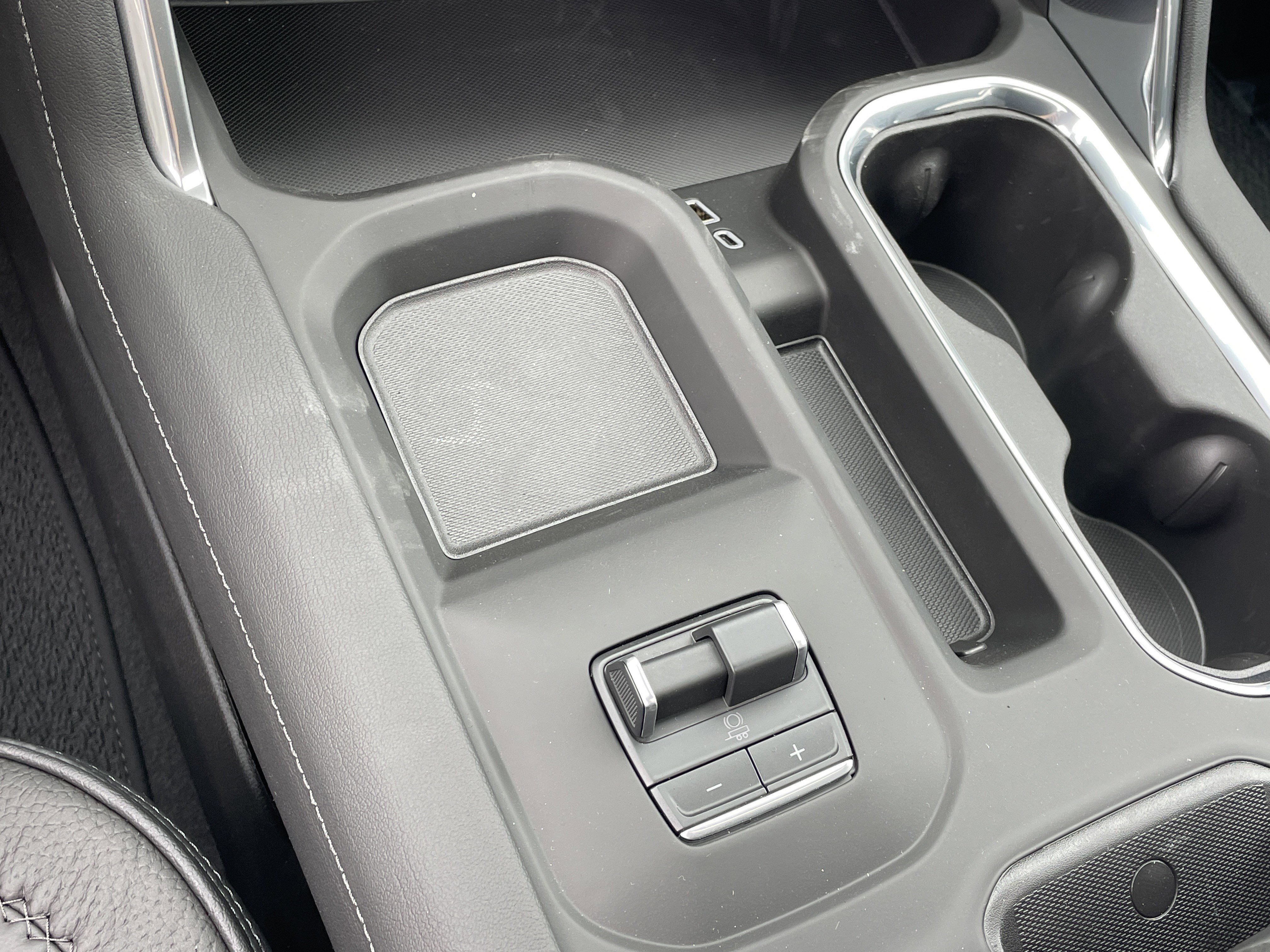 New 2026 GMC Sierra 3500 Denali w/ Denali Reserve Package image 25