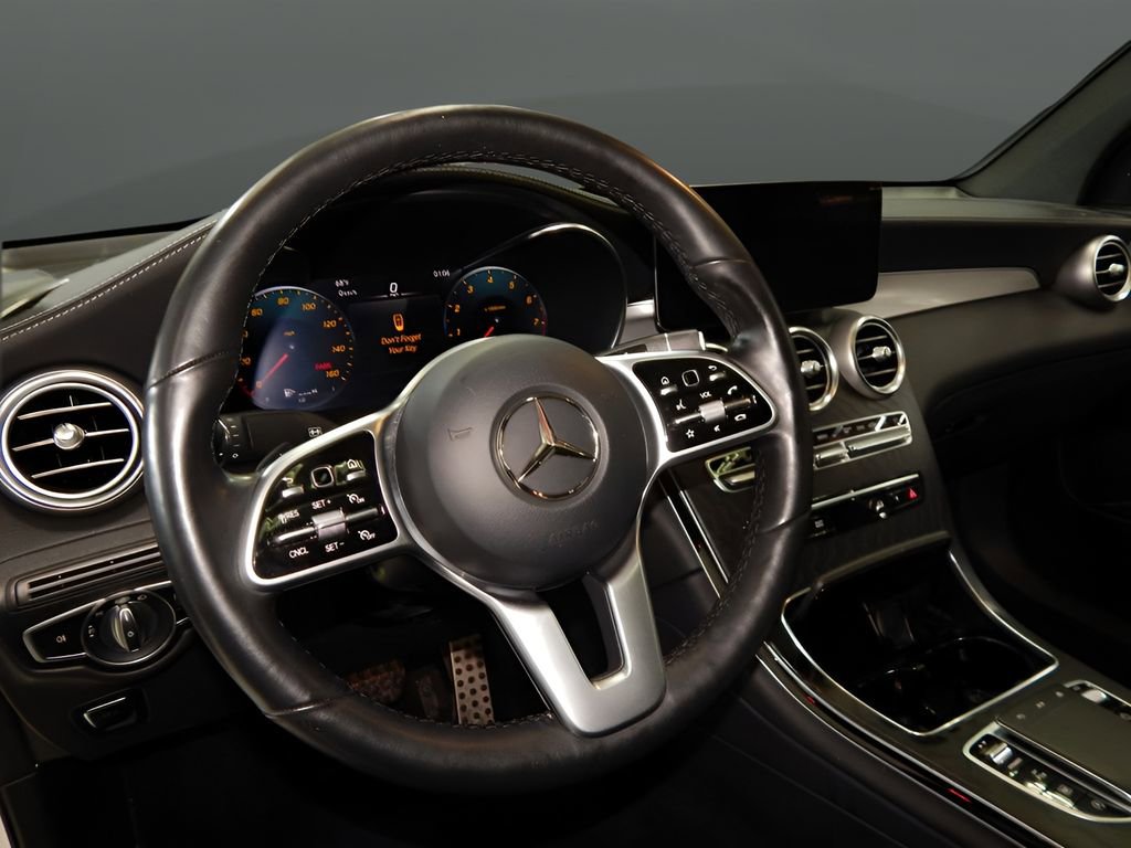 Used 2022 Mercedes-Benz GLC 300 4MATIC Coupe image 13