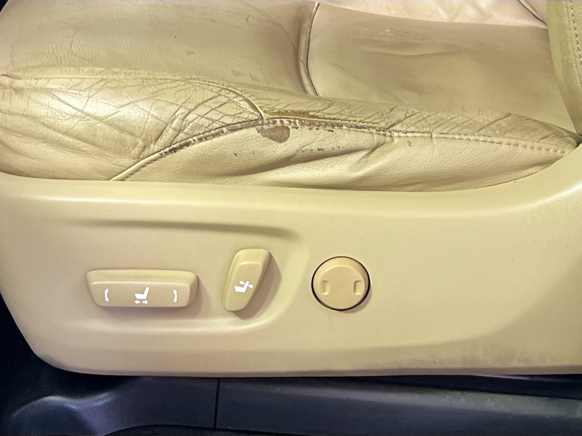 Used 2013 Toyota 4Runner Limited image 15