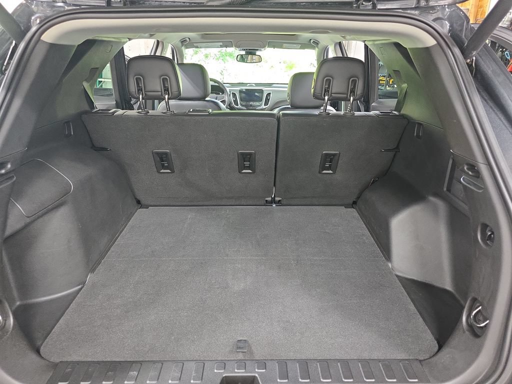 Used 2019 Chevrolet Equinox Premier AWD/4WD image 12