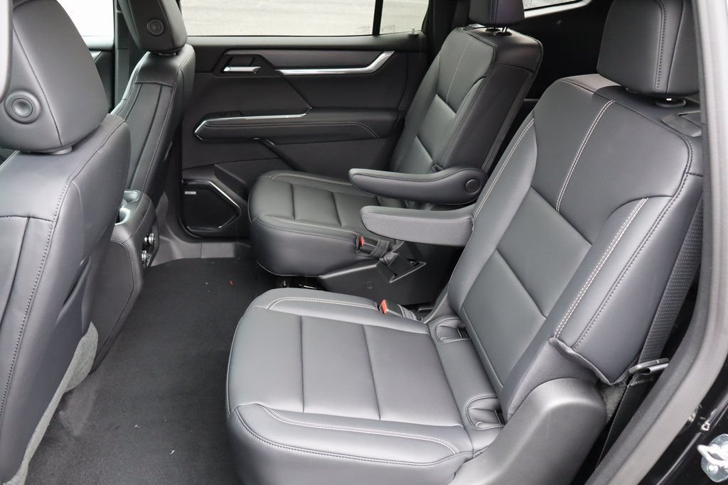 New 2026 GMC Acadia Elevation w/ Black Edition FWD image 19