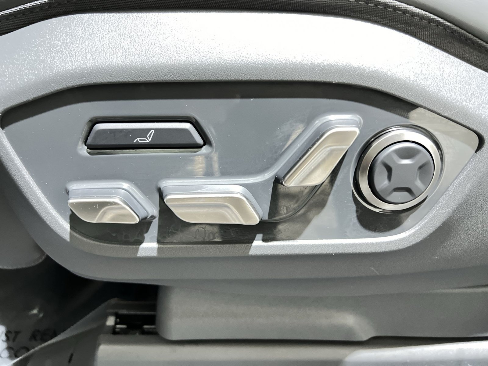 Used 2024 Kia EV9 Land AWD/4WD image 19