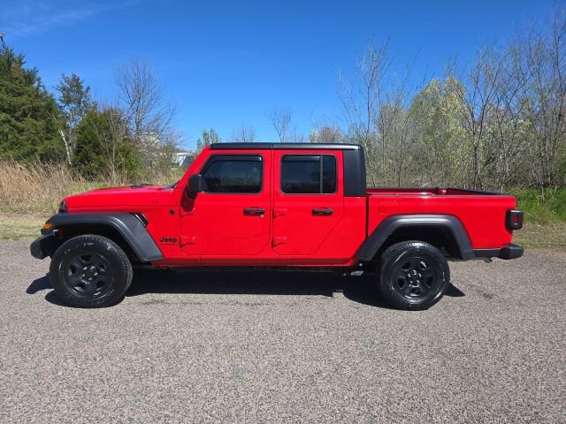 Used 2023 Jeep Gladiator Sport image 2