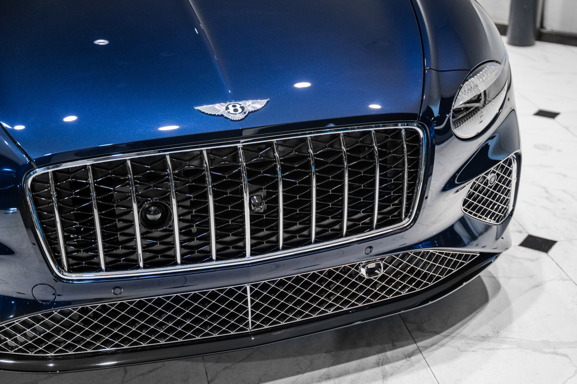 New 2026 Bentley Continental GTC AWD/4WD image 13