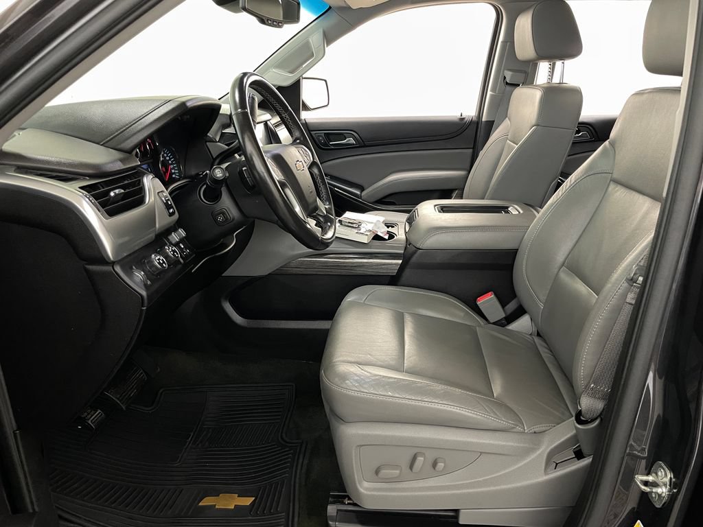 Used 2015 Chevrolet Tahoe LT w/ Luxury Package AWD/4WD image 9