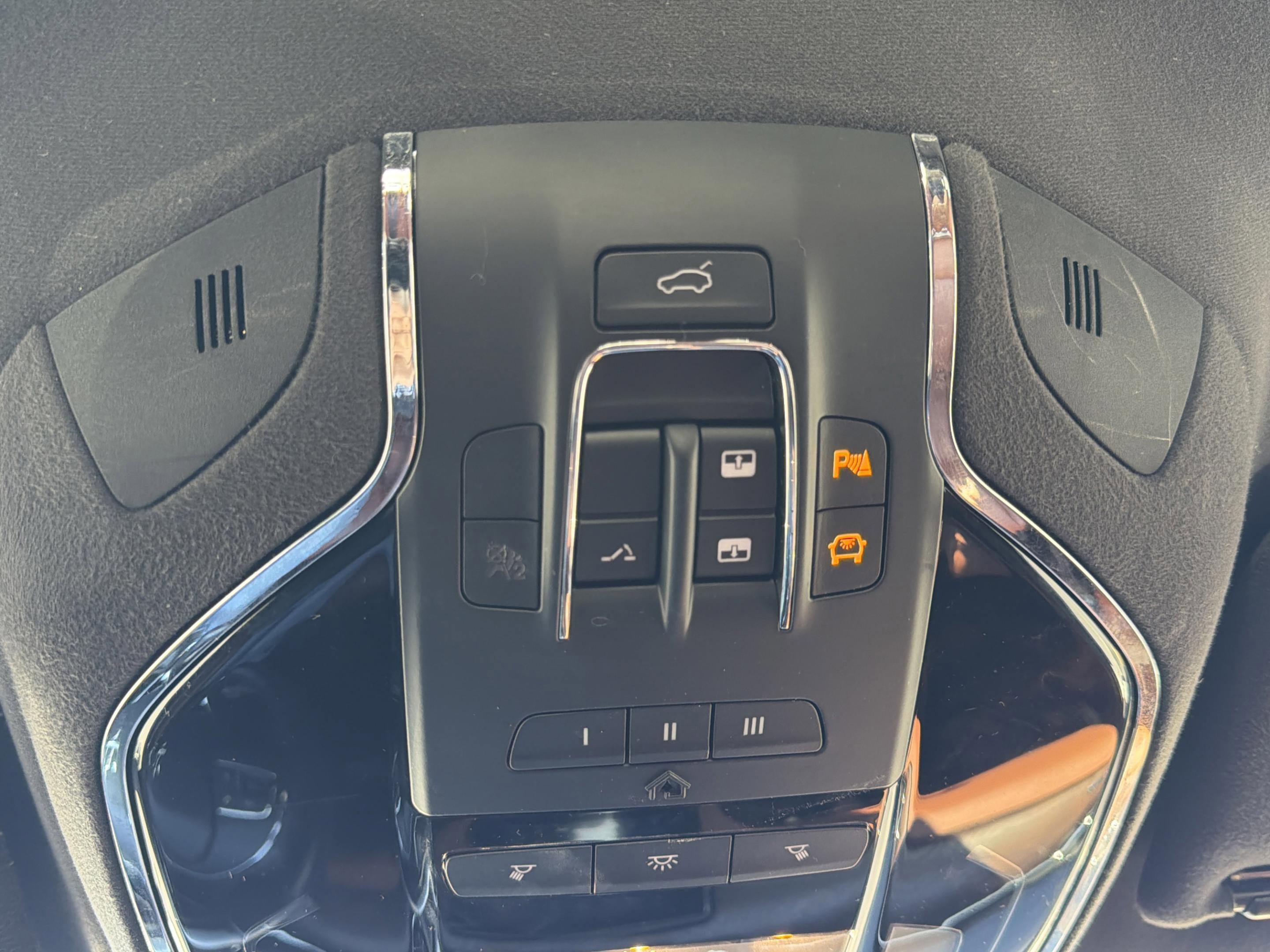 Used 2018 Maserati Quattroporte S image 17