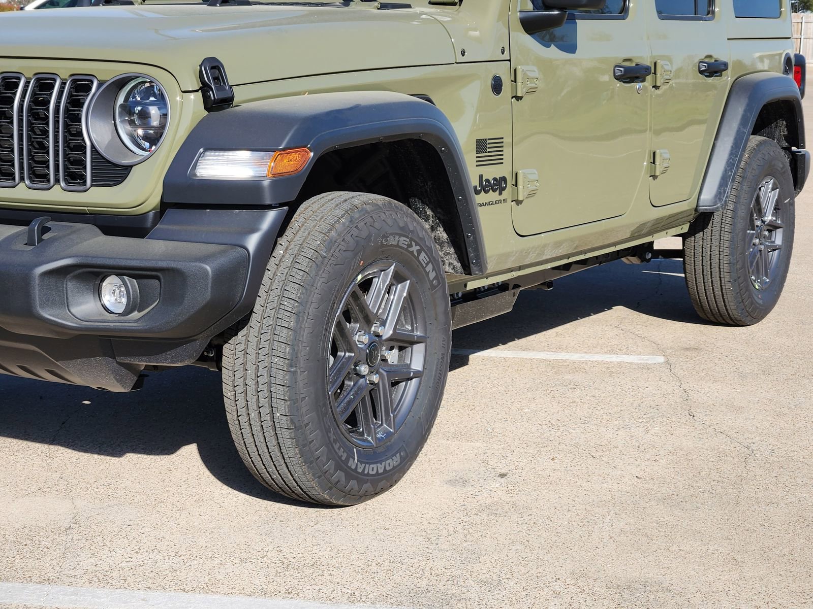 New 2026 Jeep Wrangler Unlimited Sport image 12