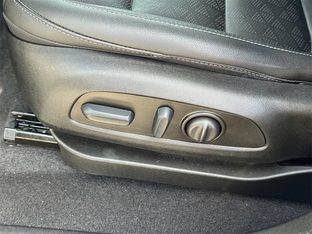 Used 2023 Chevrolet Bolt LT image 25